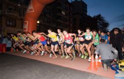 Isabel Mac�as y Toni Abad�a reeditan su triunfo en San Silvestre Zaragoza