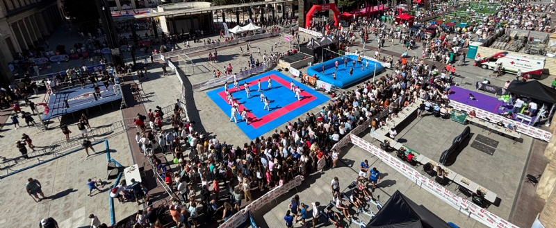 Fotos y Vídeos del «Día del Deporte en la Calle 2025»