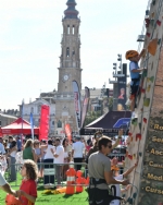 Miles de personas disfrutan de la doble jornada del Día del Deporte en la Calle en la Plaza del Pilar