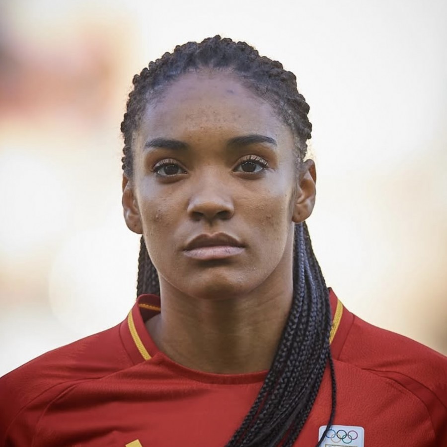 Salma Paralluelo Ayingono