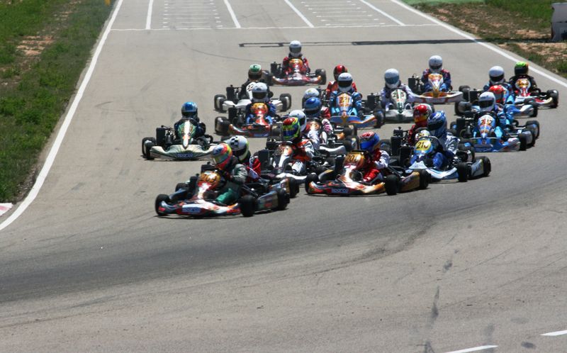 Buen arranque de la temporada de Karting aragonés en el Circuito de Motorland