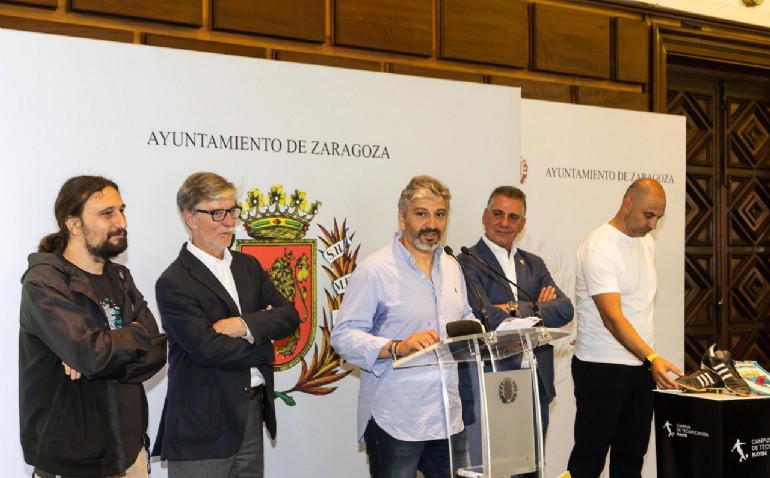 El CMF Valdefierro acoge la primera edición del Campus de Tecnificación Nayim en Zaragoza