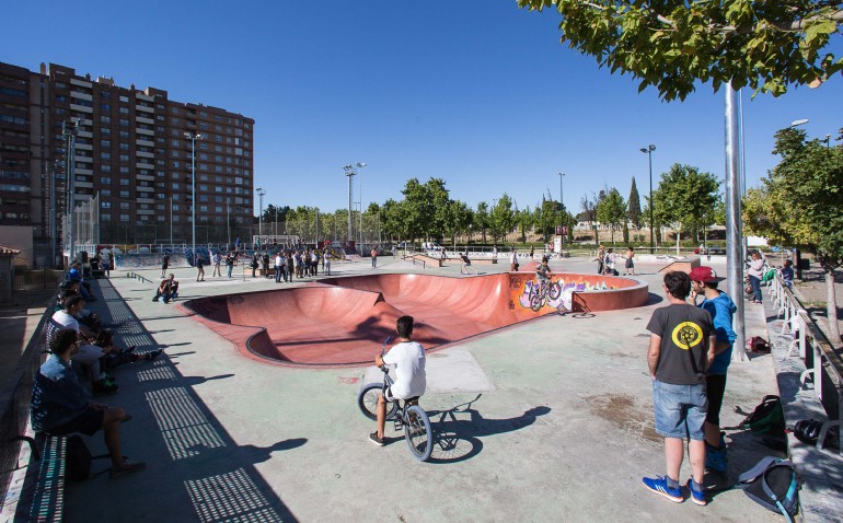 El skate park de Vía Hispanidad adquiere la denominación de «Ignacio Echeverría»