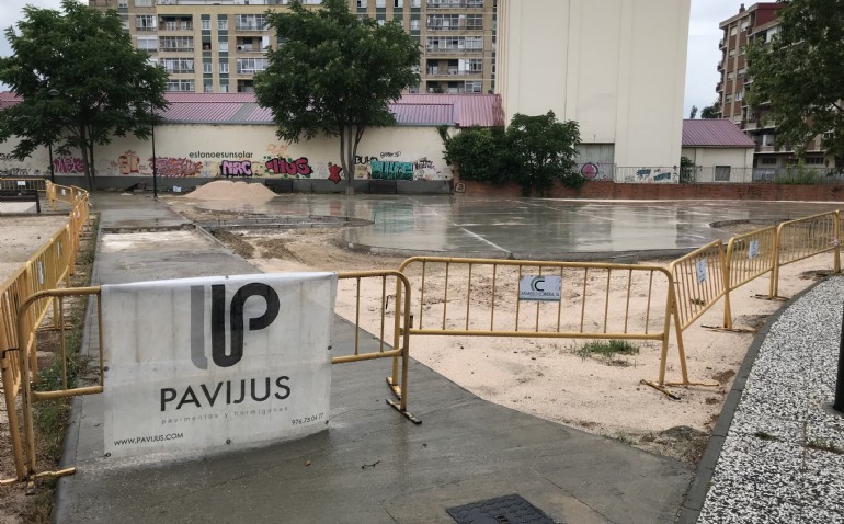 Comienzan las obras para la mejora de la pista de baloncesto y patinaje en Santa Isabel