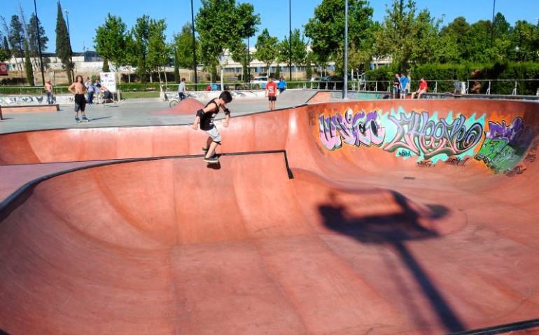 Las Instalaciones Deportivas Elementales (potreros) de Zaragoza no deben usarse