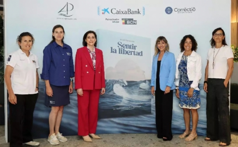 'Sentir la libertad', el cuaderno de bitácora de diez mujeres pioneras en el mundo de la náutica
