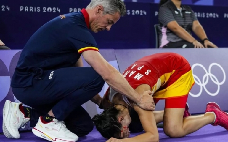 El doctor Manuel Leyes, tras operar a Carolina Marín: 