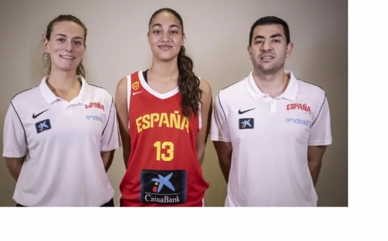 Claudia Lostal firma una fase de grupos perfecta con España en el Europeo U16