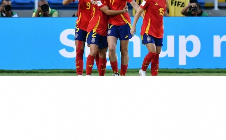 Lloris catapulta a España a los cuartos del Mundial Sub-20