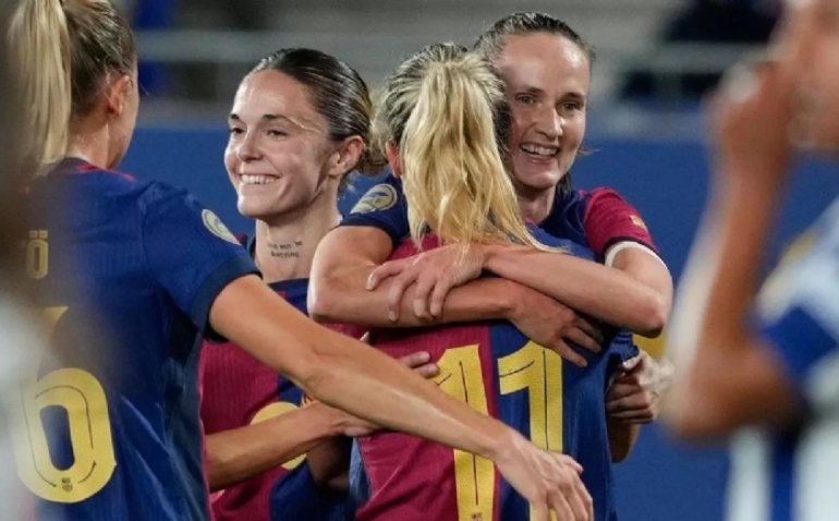 El fútbol femenino firma su nuevo convenio no exento de polémica