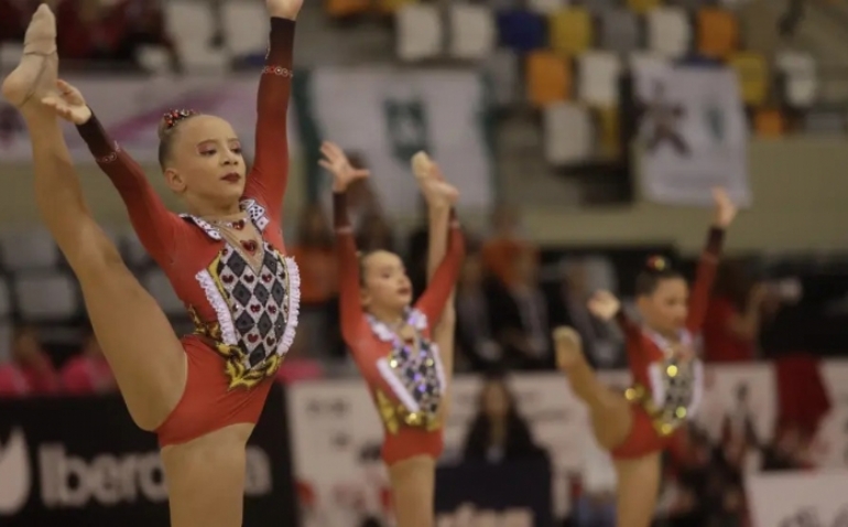 Más de 4.000 gimnastas de toda España compiten hasta el domingo en Zaragoza