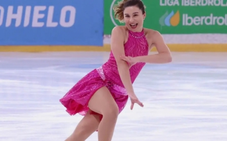 Ángela Martín-Mora coloca a Aragón en la cumbre del patinaje artístico nacional
