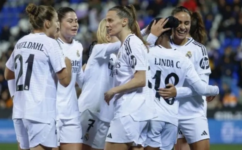  Futbol: El Real Madrid trabaja a contrarreloj para la final de la Supercopa con el runrún de una polémica generada por él mismo