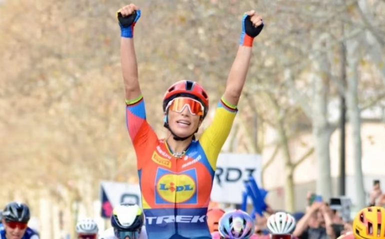 Balsamo repite victoria al esprint y Vollering se lleva la Setmana Ciclista
