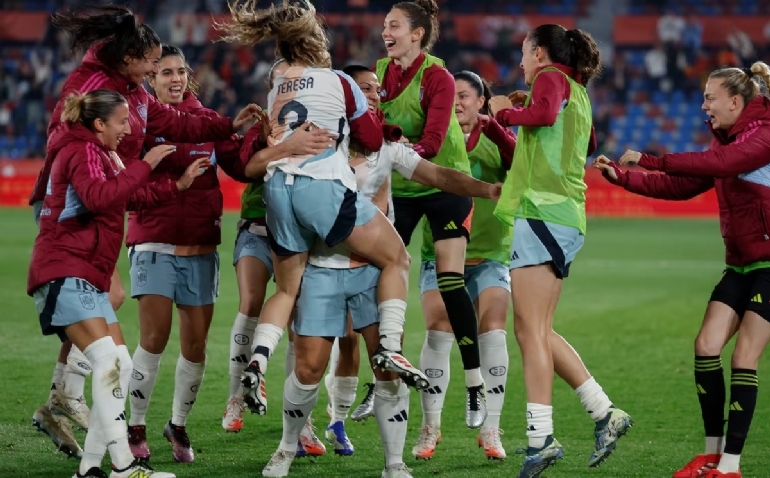 España se libera ante Bélgica con una remontada formidable en el tiempo de descuento