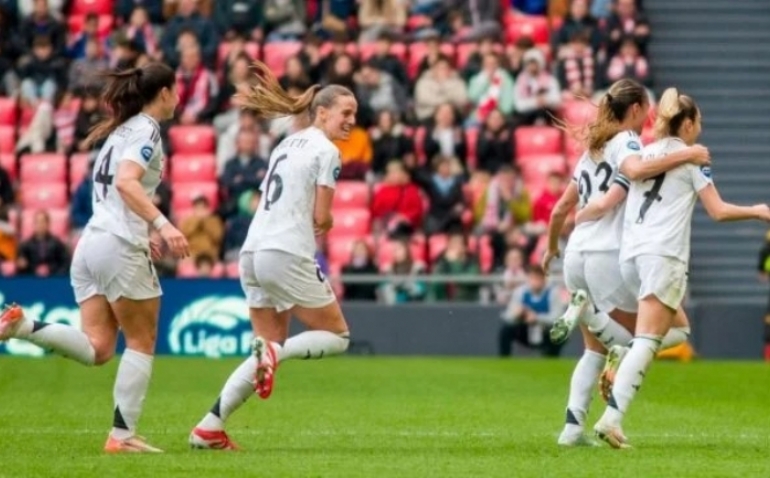 Un gol de Olga como una catedral sella la remontada blanca