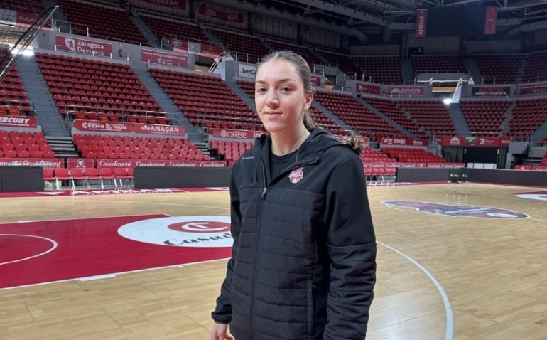 Helena Pueyo: “Hemos estado tan cerca de tantas cosas… ojalá ganar la Copa”