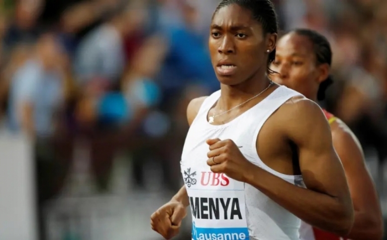 El atletismo da vía libre a una prueba genética para competir en categoría femenina