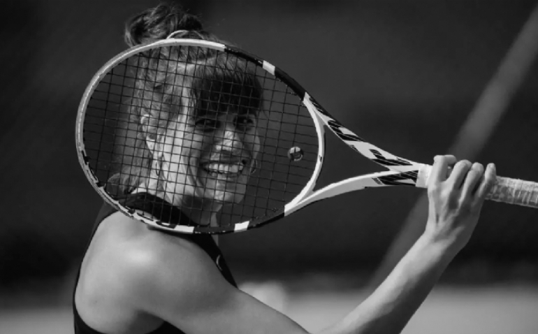 María Torres, sola contra el mundo