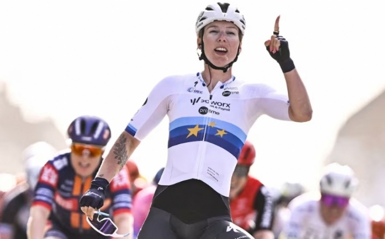 Lorena Wiebes ya suma 100