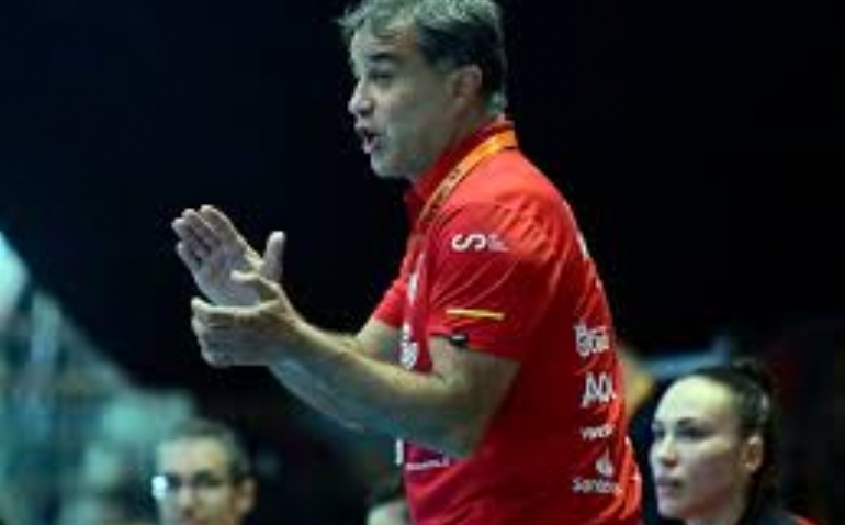 Las 'Guerreras' buscan el primer paso para estar en el Mundial de Balonmano