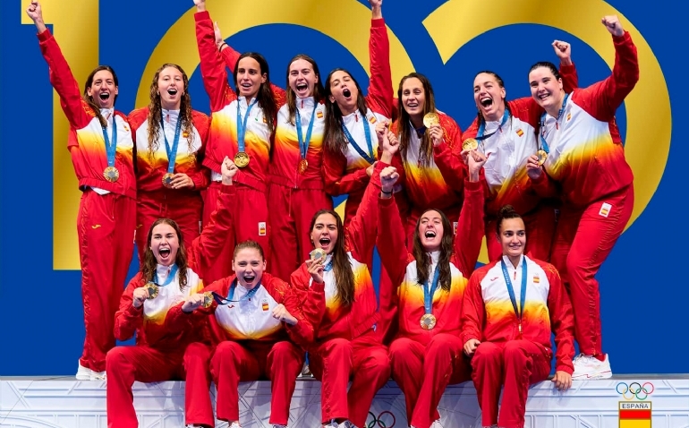 Clinic en Helios con la Selección Española Femenina de waterpolo