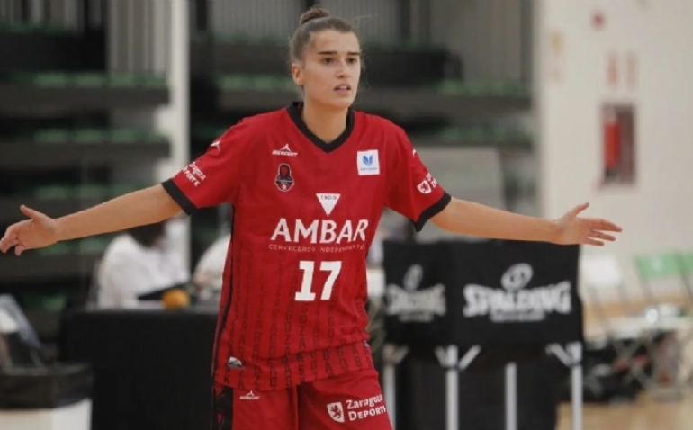La zaragozana Zoe Hernández es nueva jugadora del Ensino Lugo y se enfrentará a Casademont Zaragoza