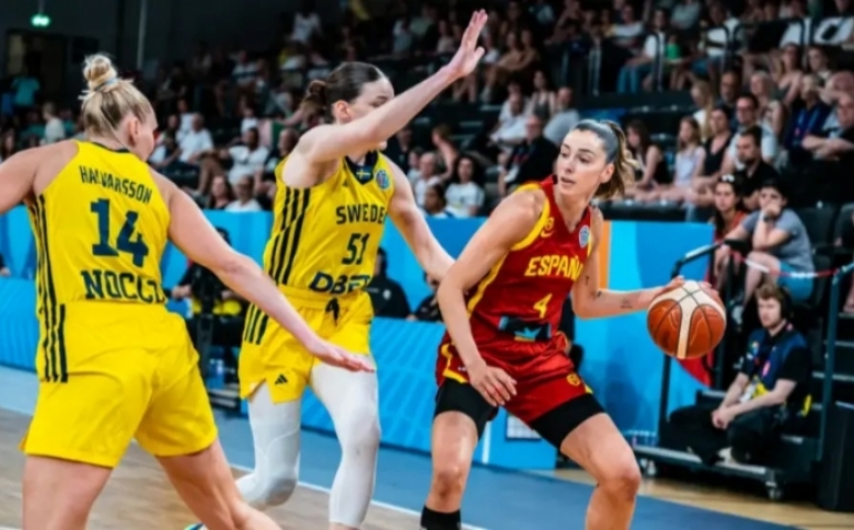 España avanza a los cuartos de final del Eurobasket como primera de grupo