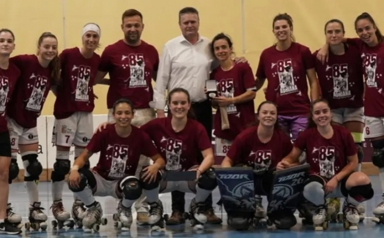 El Esneca Fraga sube la apuesta para seguir brillando en el hockey patines femenino
