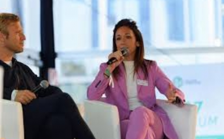 UEFA afirma que el objetivo del fútbol femenino debe ser 