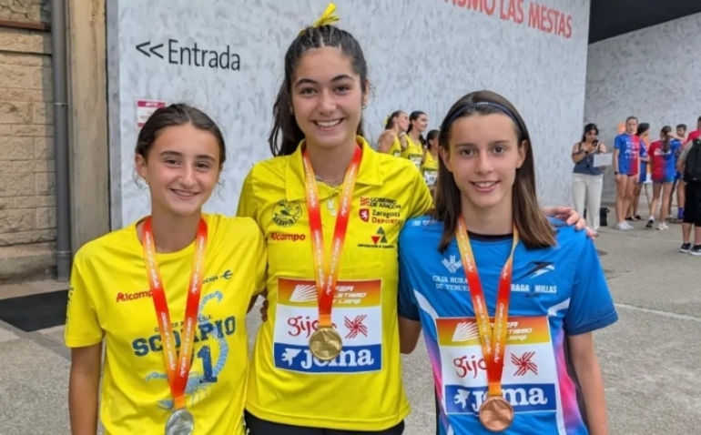 Tras las huellas de Salma: medallistas en atletismo y jugadoras del Real Zaragoza