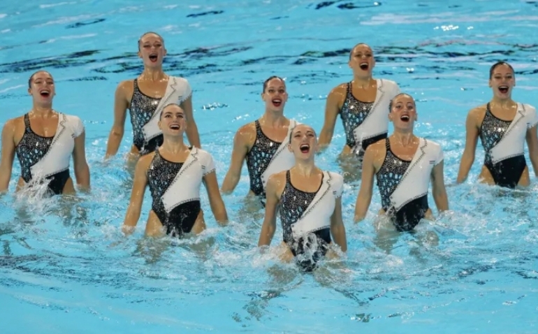 España prolonga la fiesta en el Mundial Singapur con un bronce en la rutina técnica por equipos de natación artística