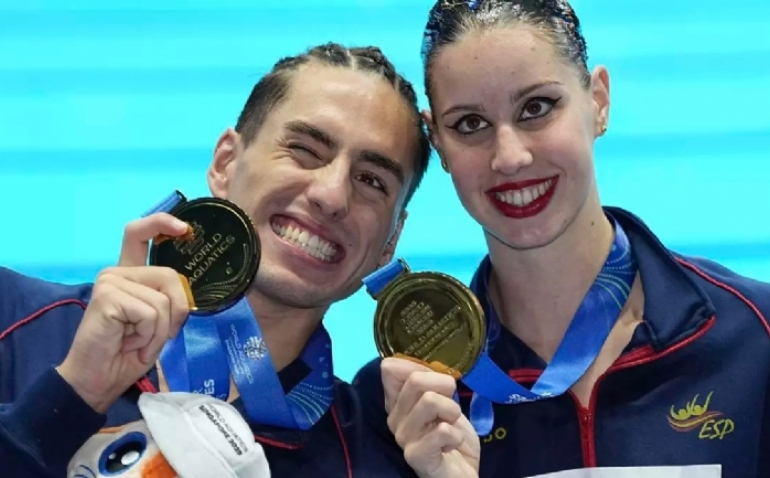 Iris Tió y Dennis González siguen haciendo historia al coronarse campeones del mundo en dúo mixto libre