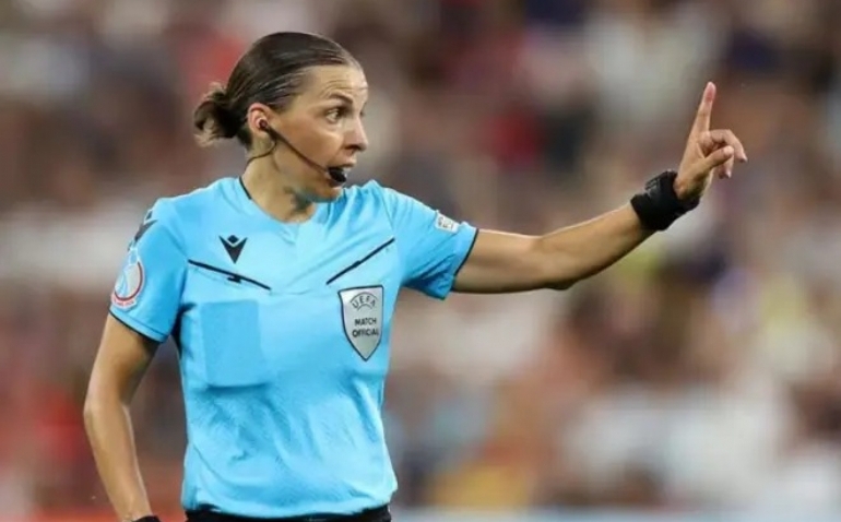 Stéphanie Frappart arbitrará la final de la Eurocopa