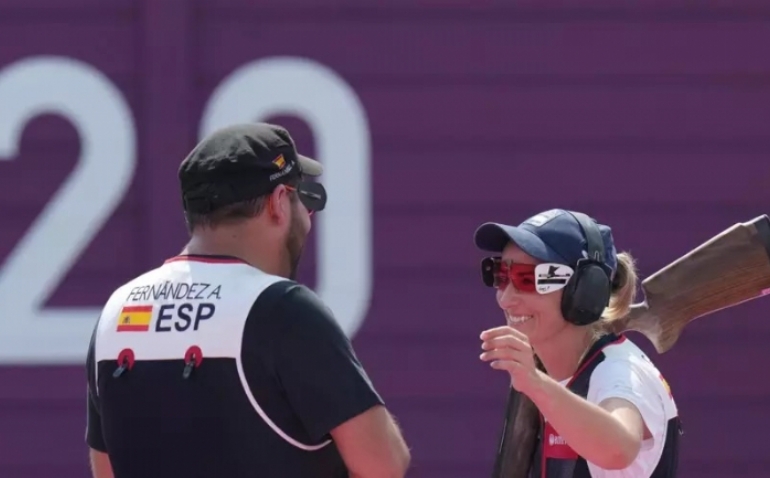 Fátima Gálvez y Alberto Fernández se cuelgan la plata en la prueba mixta del Europeo de tiro olímpico