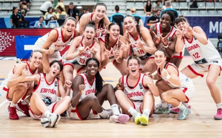 La España de Marina Mata se mete en semifinales