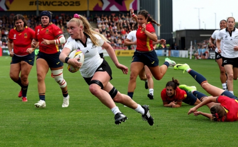 Las Leonas caen con honor ante las Black Ferns en su debut en el Mundial