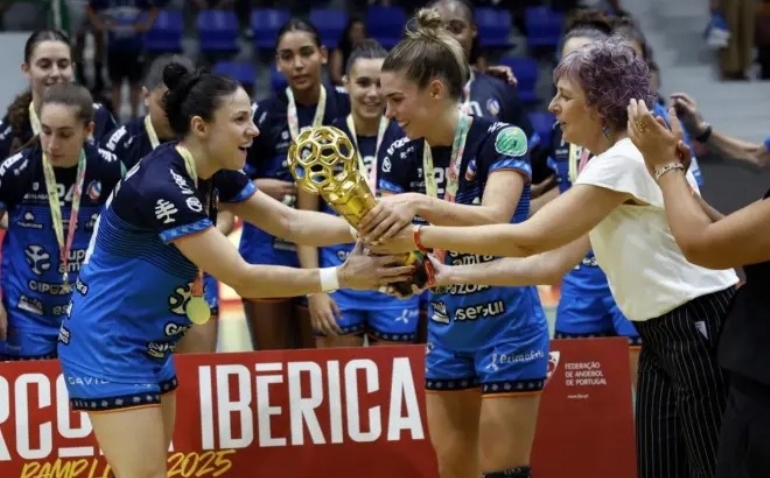 El Bera Bera sigue reinando en la Supercopa Ibérica con su tercer título
