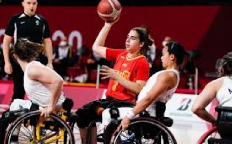La selección femenina de BSR repite bronce europeo y la masculina luchará por el oro