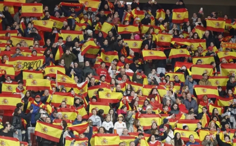 España fue la estrella en un Metropolitano de récord y entregado