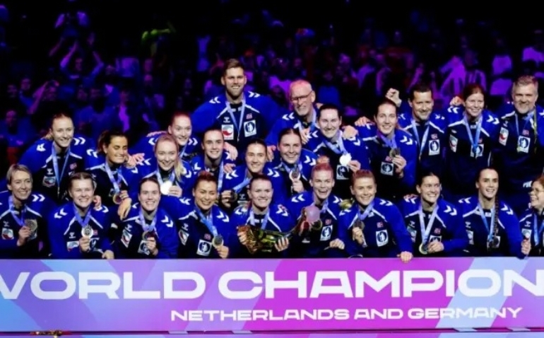 Noruega honra el adiós de Katrine Lunde con una Triple Corona Mundial, Olímpica y Europea