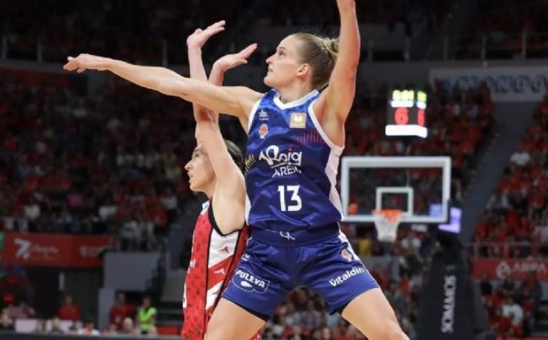 El análisis de la rivalidad Casademont Zaragoza-Valencia Basket: palizas, Leo Fiebich, vuelta a la tortilla y mucho más...