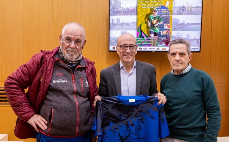 La XVI Carrera Popular del Roscón bate récord con 1.800 participantes