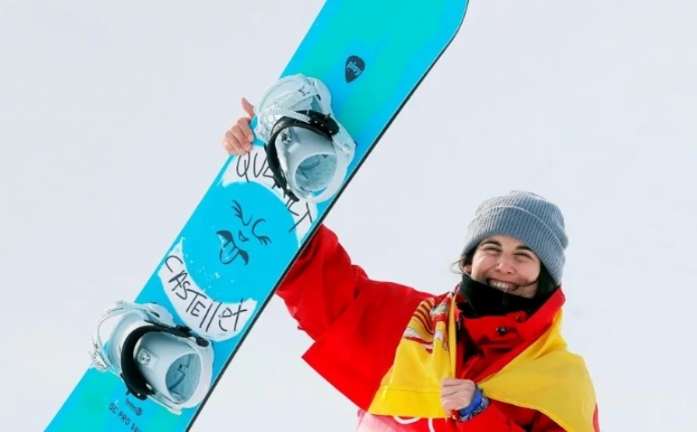 La snowboardista española Queralt Castellet: 