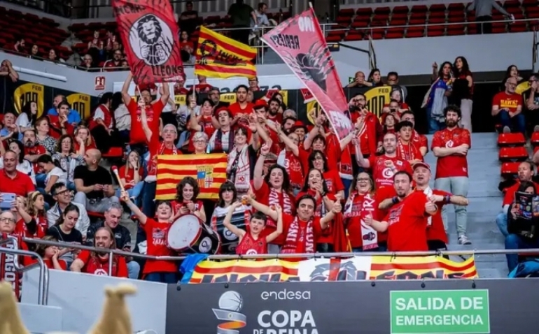 Emocionantes mensajes de apoyo y recibimiento al Casademont Zaragoza: 