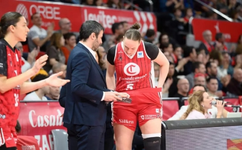 Tras la renovación de Merritt Hempe, ¿cuántas jugadoras del Casademont Zaragoza tienen contrato para la próxima temporada?