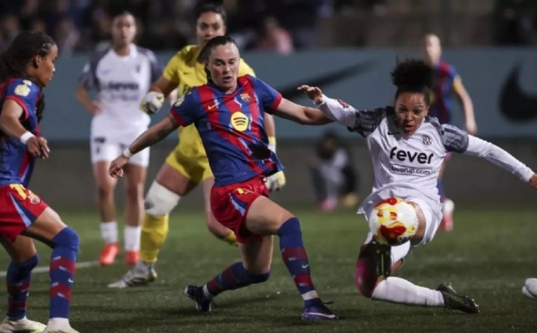 Un Badalona renacido neutraliza al Barça y sigue vivo en la semifinal de la Copa de la Reina (0-0)