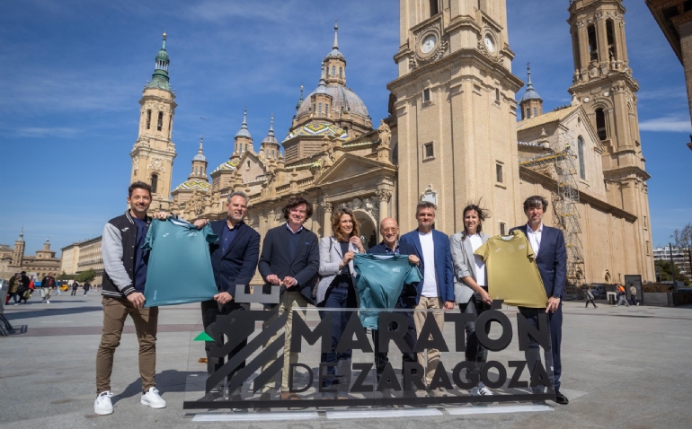 El Mann-Filter Maratón de Zaragoza bate récord con 2.300 corredores y otros 6.500 en la 10K