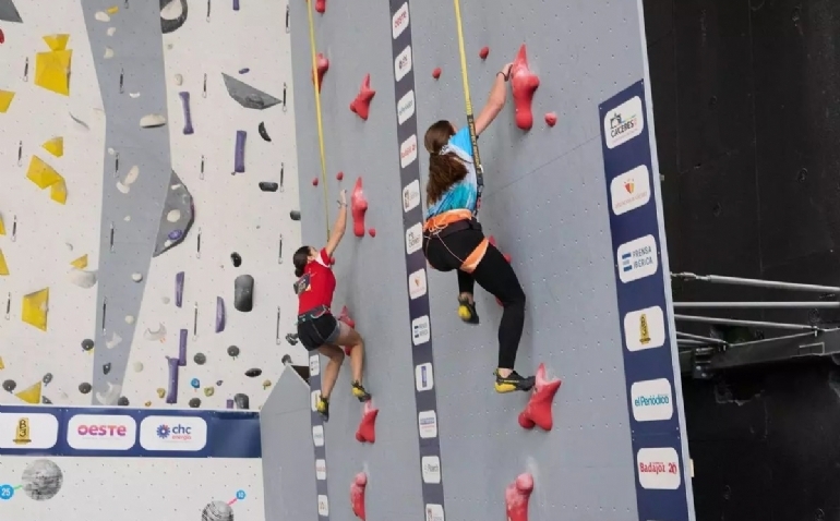 El estreno de la Copa de España de Escalada deja un gran nivel en Cáceres
