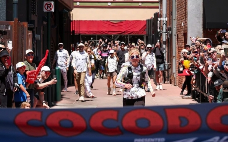 Rachel Entrekin doblega a mujeres y hombres en las 250 millas de Cocodona, uno de los ultramaratones más exigentes del mundo